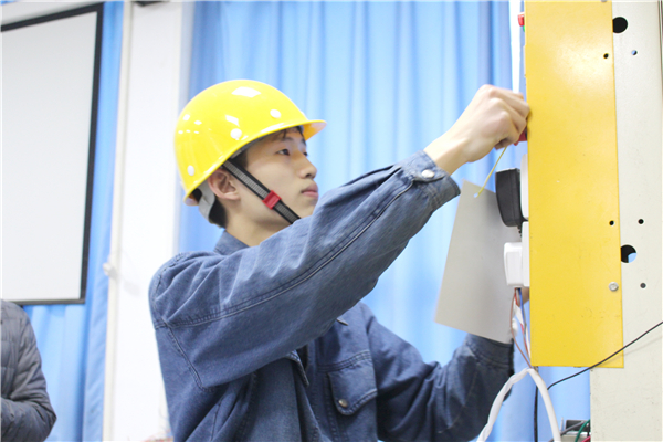 IMG_4713.jpg IMG_4713.jpg