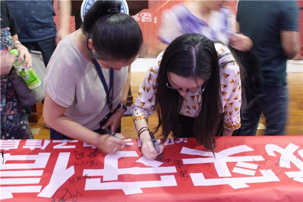 IMG_1037.jpg IMG_1037.jpg