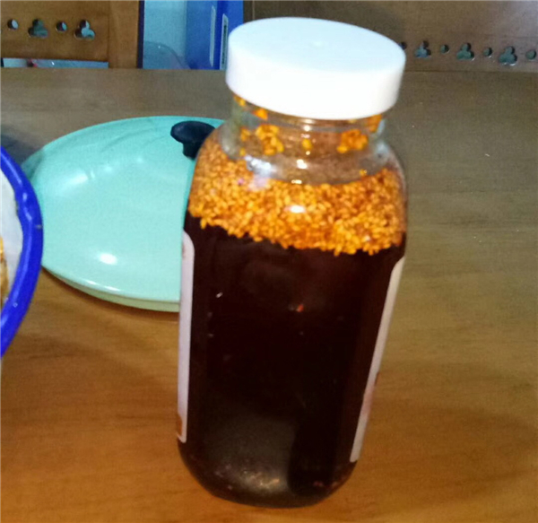 5 老师筹备辣椒油.jpg 5 老师筹备辣椒油.jpg