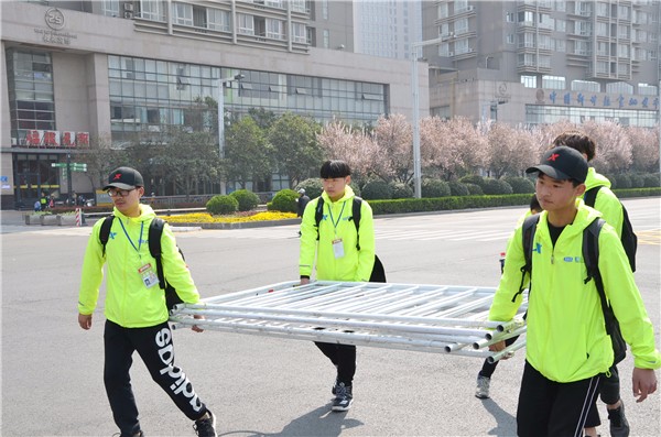 5赛事之后拆卸隔离栏.jpg 5赛事之后拆卸隔离栏.jpg