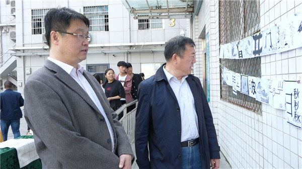 微信图片_20180427131632_副本1.jpg 微信图片_20180427131632_副本1.jpg