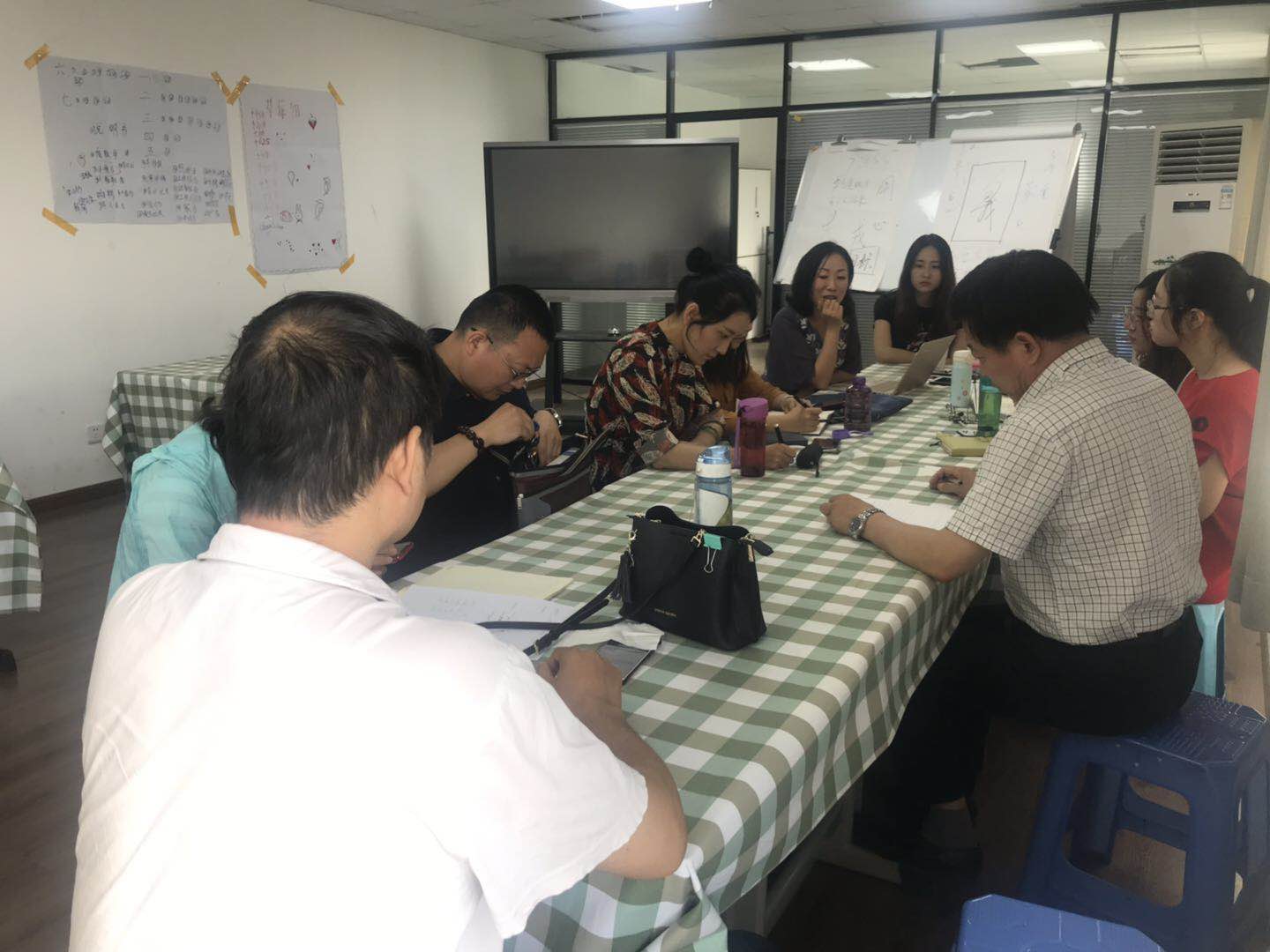 微信图片_201906051559084.jpg 微信图片_201906051559084.jpg