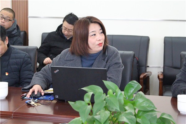 1于蓉副校长做安全工作汇报.jpg 1于蓉副校长做安全工作汇报.jpg