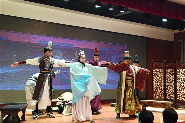 比赛演出现场.jpg 比赛演出现场.jpg