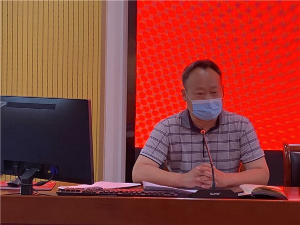 工会主席郭宝生讲话.jpg 工会主席郭宝生讲话.jpg