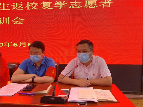 副校长焦火锡讲话.jpg 副校长焦火锡讲话.jpg