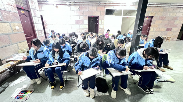 微信图片_20251020200503_162_3.jpg 微信图片_20251020200503_162_3.jpg